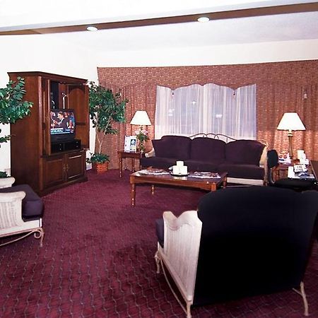 Best Inn Booneville Room photo